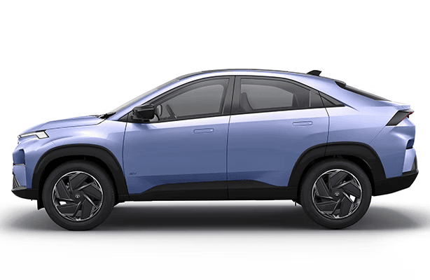 Body Cladding in Piano Black Finish on Tata Curvv EV