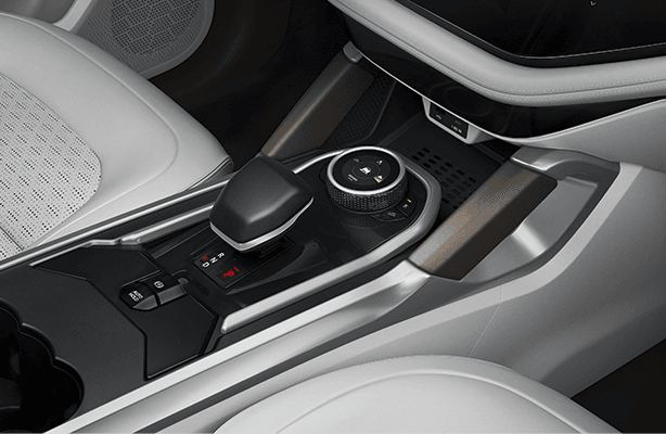 Smart E-Shifter Gear Selector in Tata Safari SUV